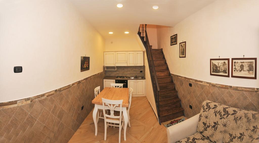 דירות נאפולי Look House מראה חיצוני תמונה
